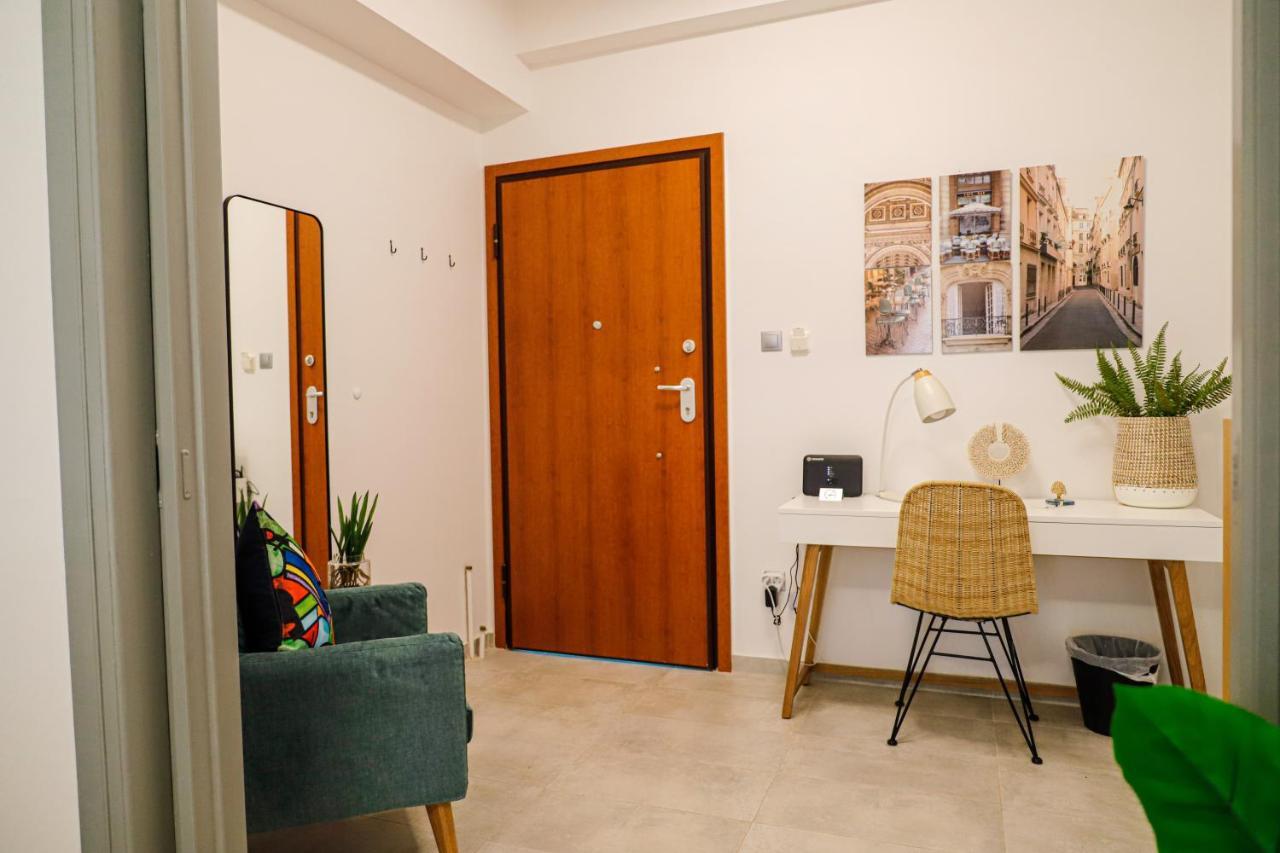 Newly Renovated Apartment 7 Min Walk From Acropolis Athens Exterior photo