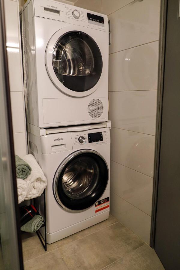 Newly Renovated Apartment 7 Min Walk From Acropolis Athens Exterior photo